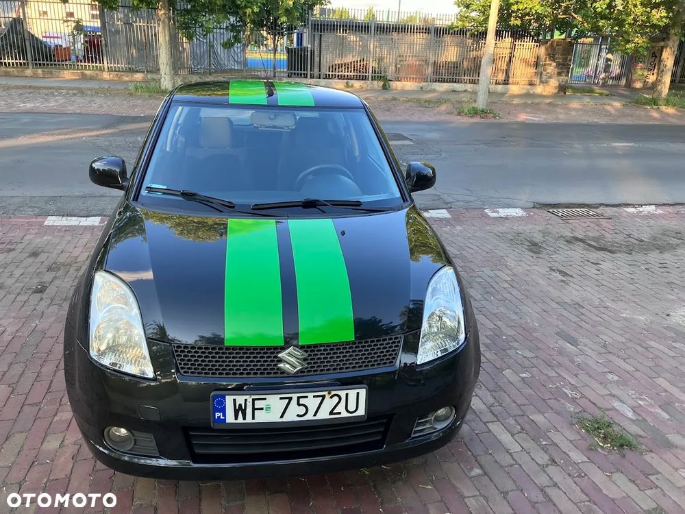 Suzuki Swift - 1