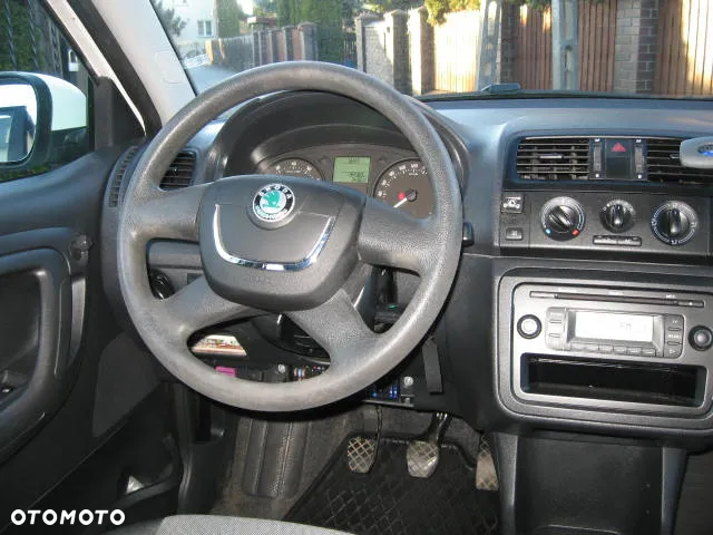 Skoda Fabia 1.4 16V Ambition - 14