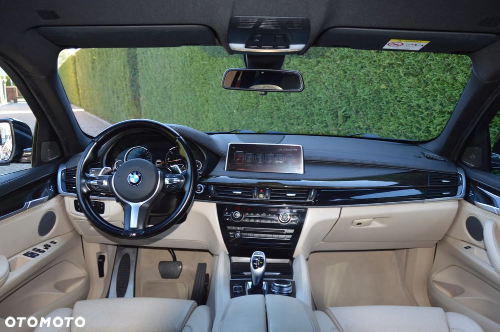 BMW X6M - 12