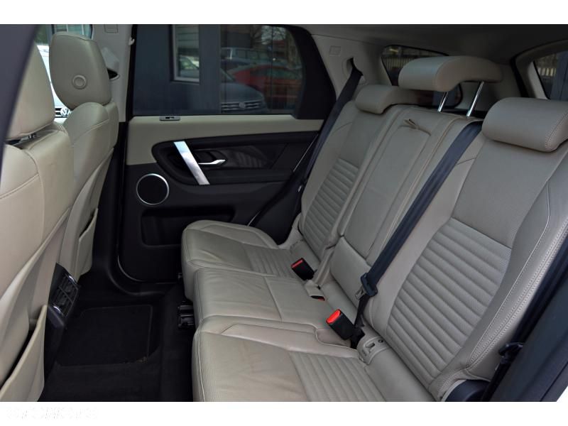 Land Rover Discovery Sport 2.0 D180 SE - 16