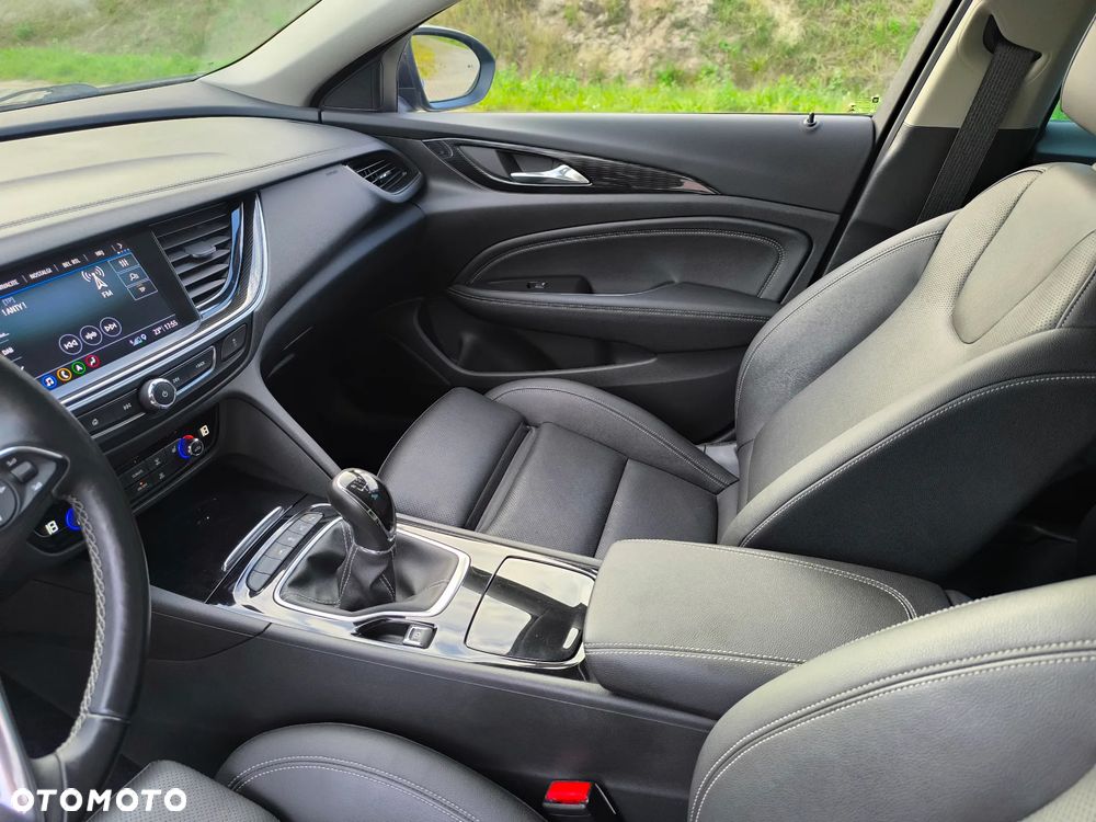 Opel Insignia 1.5 T GPF Innovation S&S - 17