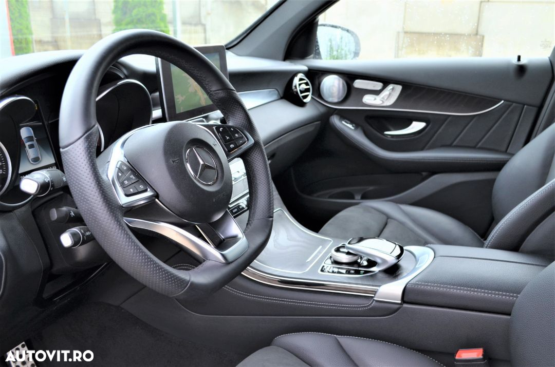 Mercedes-Benz GLC Coupe 300 4MATIC - 7