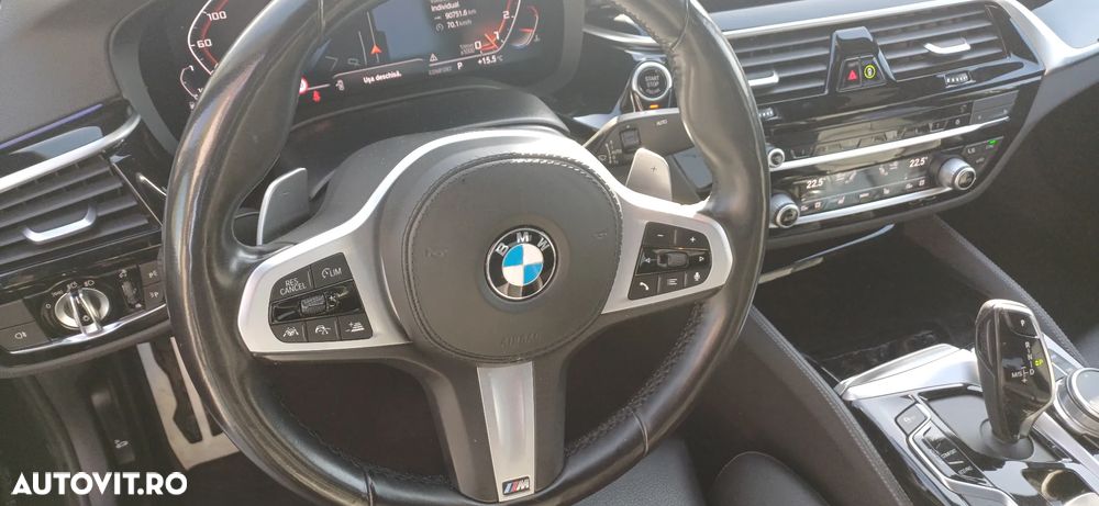 BMW M5 M550i xDrive AT - 20