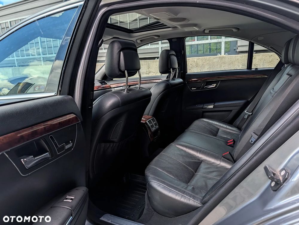 Mercedes-Benz Klasa S 320 CDI 4Matic DPF 7G-TRONIC - 14