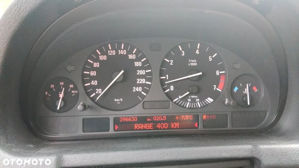 BMW X5 3.0 i - 10