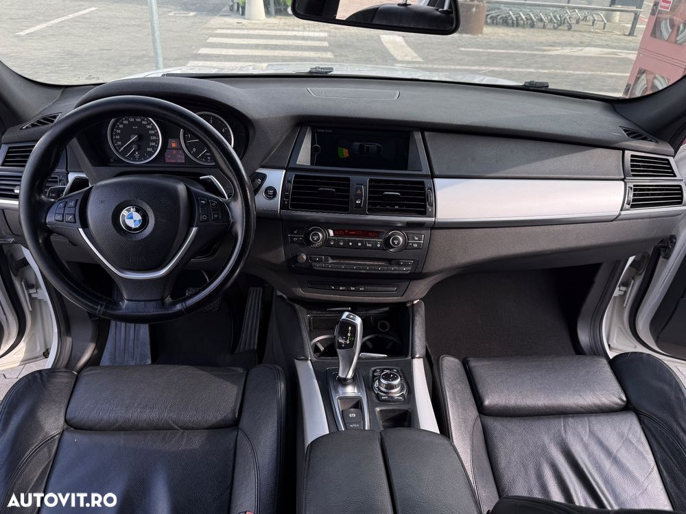 BMW X6 xDrive40d - 17