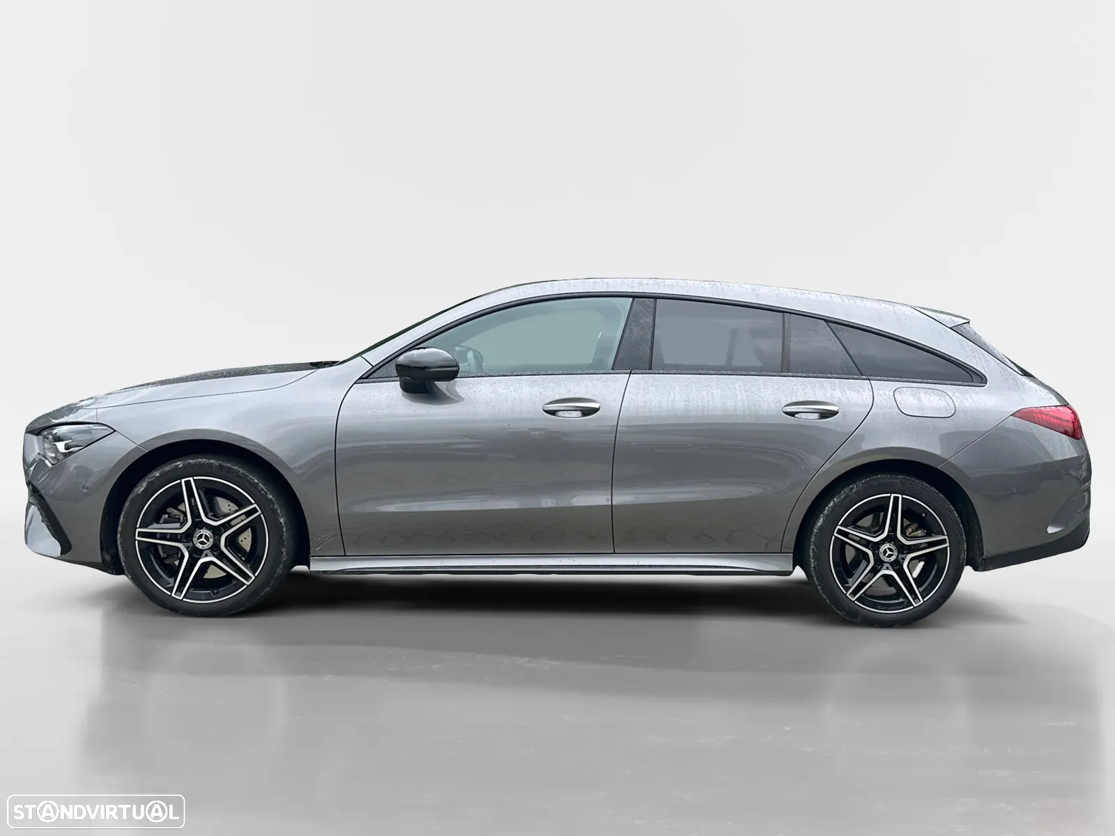 Mercedes-Benz CLA 250 e Shooting Brake AMG Line - 3