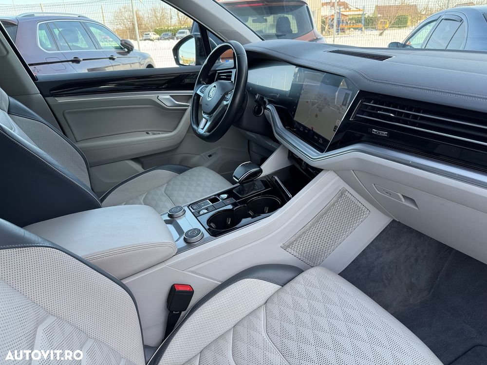 Volkswagen Touareg 3.0 V6 TDI 4Motion DPF Automatik Atmosphere - 9