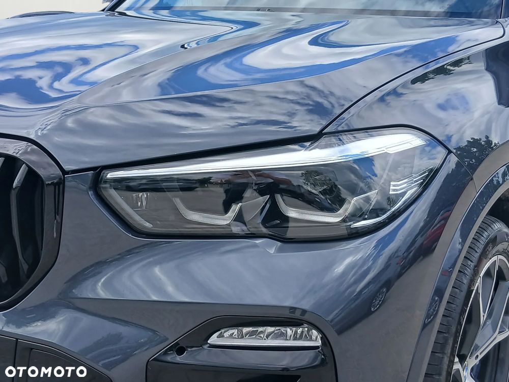 BMW X5 xDrive45e - 11