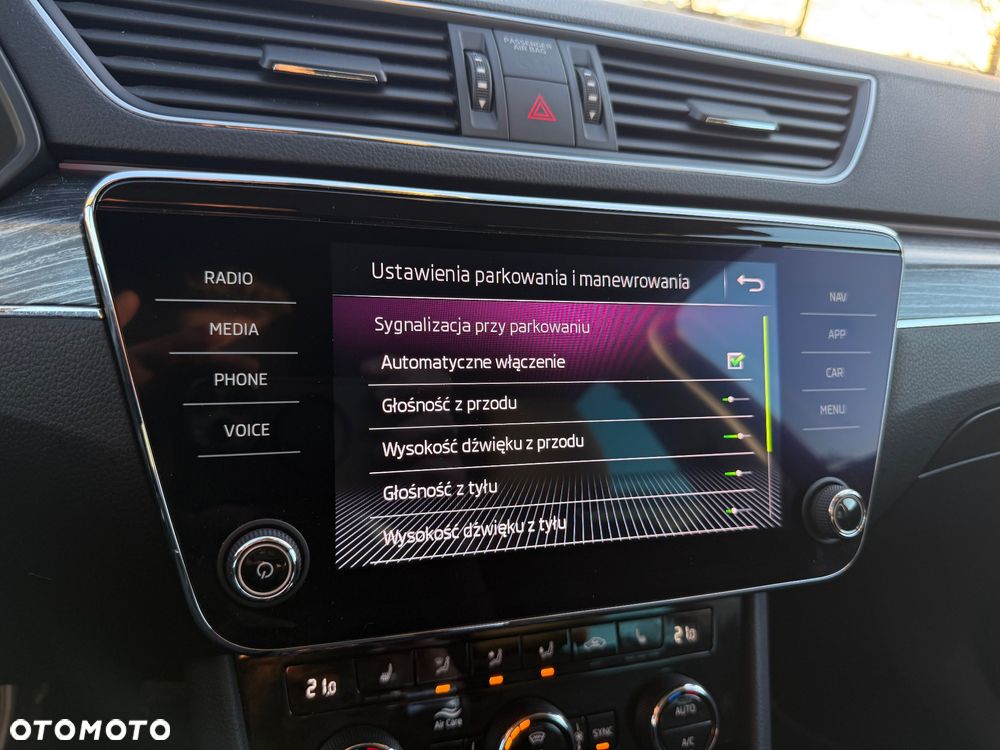 Skoda Superb 2.0 TDI Style DSG - 15