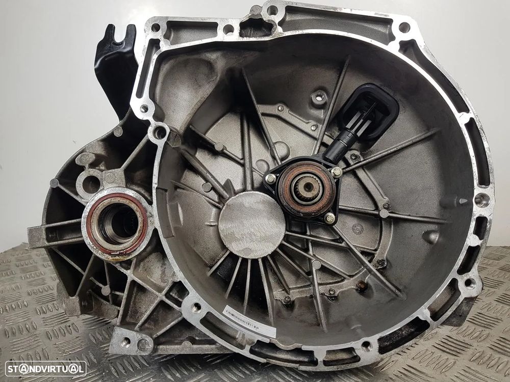 Caixa de 6 velocidades manual 6M5R-7002-YA FORD FOCUS 2 1.6 TDCI - 1