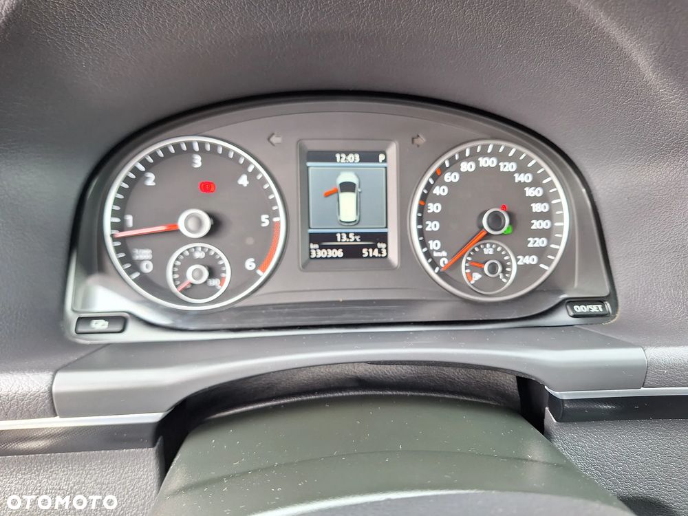 Volkswagen Touran 2.0 TDI DPF DSG Highline - 18