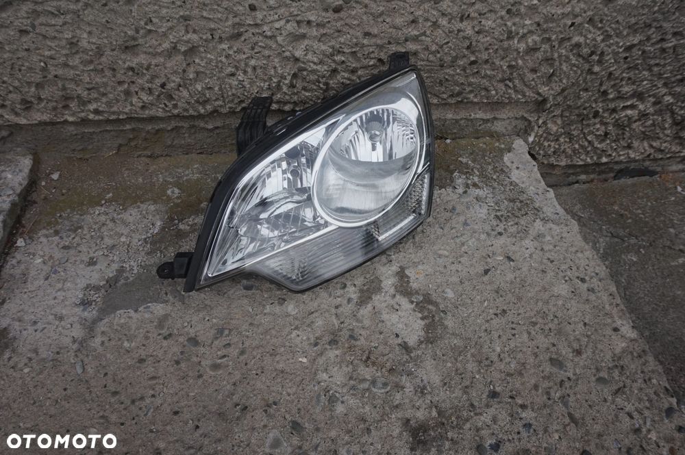 LAMPA PRZEDNIA LEWA OPEL ANTARA 06/10r - 6