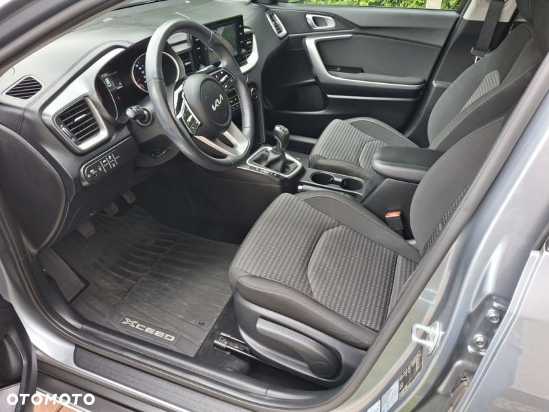 Kia XCeed 1.5 T-GDI M - 6