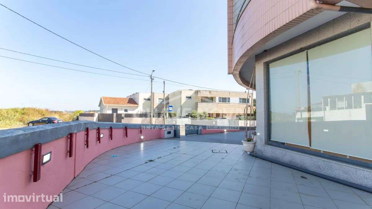 498 m² | Espaço Comercial | 2 Pisos + Terraço 90m2 | VN Gaia - Grande imagem: 5/39