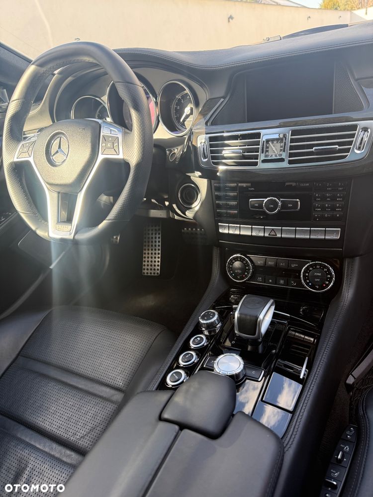 Mercedes-Benz CLS 63 AMG AMG SPEEDSHIFT MCT - 30