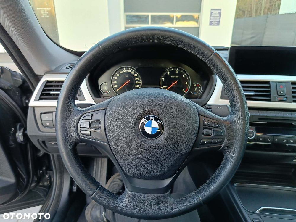 BMW 3GT 318d Business Edition - 15