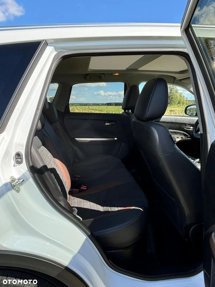 Suzuki Vitara 1.6 Premium 2WD - 9