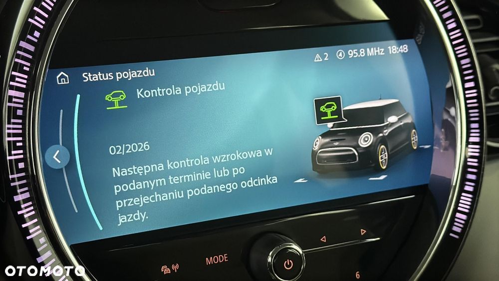 MINI Cooper SE Classic Trim - 26