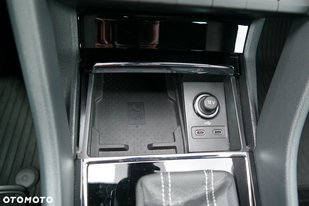 Skoda Karoq 1.5 TSI ACT 4x2 Sportline DSG - 33