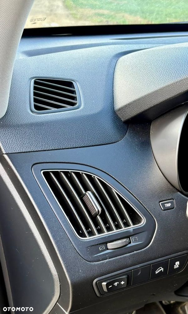 Hyundai ix35 - 15