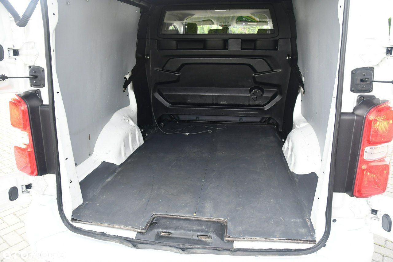Peugeot Expert - 18