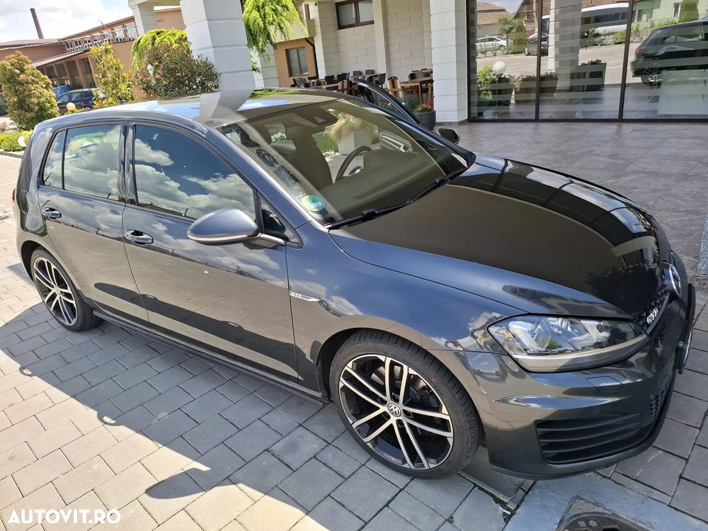 Volkswagen Golf GTD BlueMotion Technology - 1