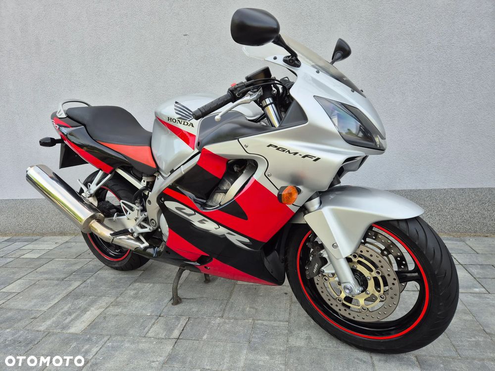 Honda CBR