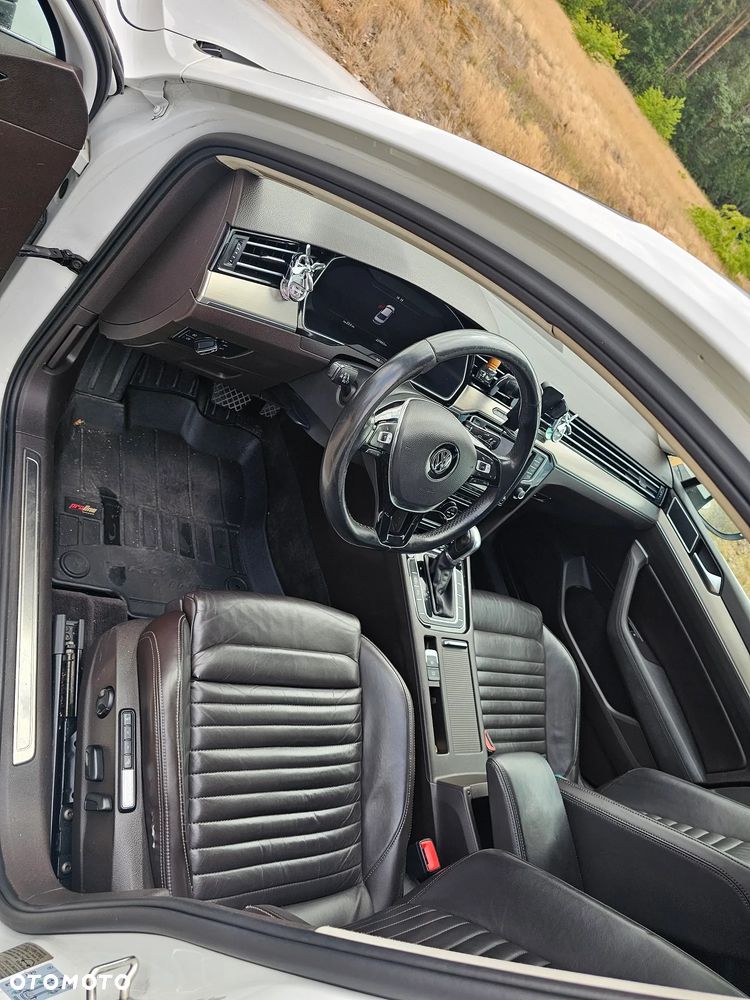 Volkswagen Passat 2.0 TDI BMT Highline DSG - 14