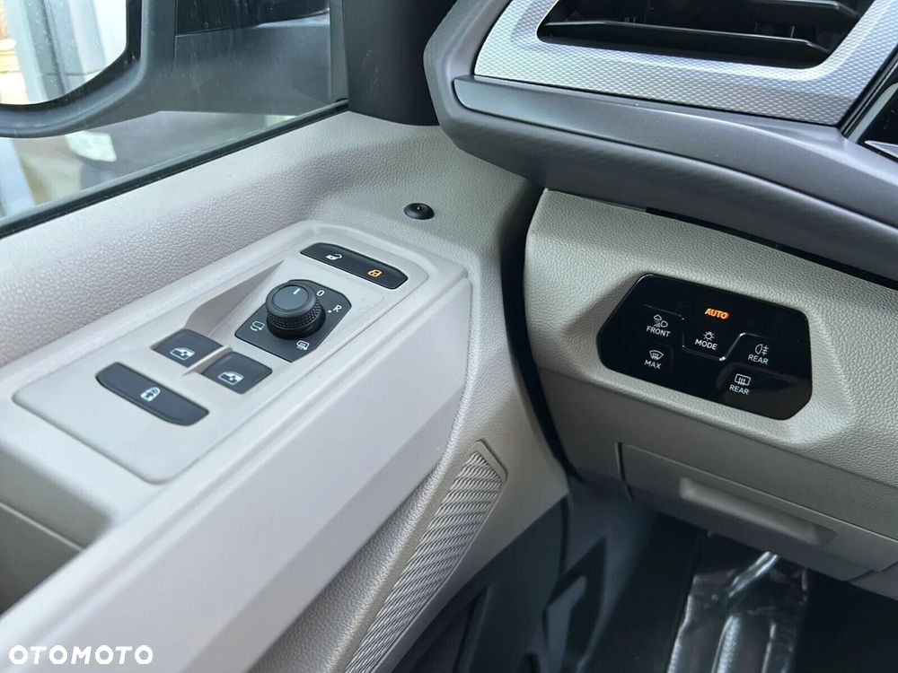 Volkswagen Multivan 2.0 TDI L2 Family DSG - 20