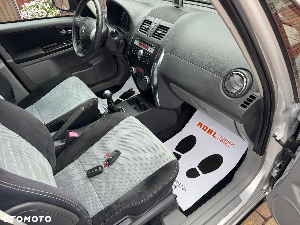 Suzuki SX4 1.6 VVT 4x2 Limited - 16