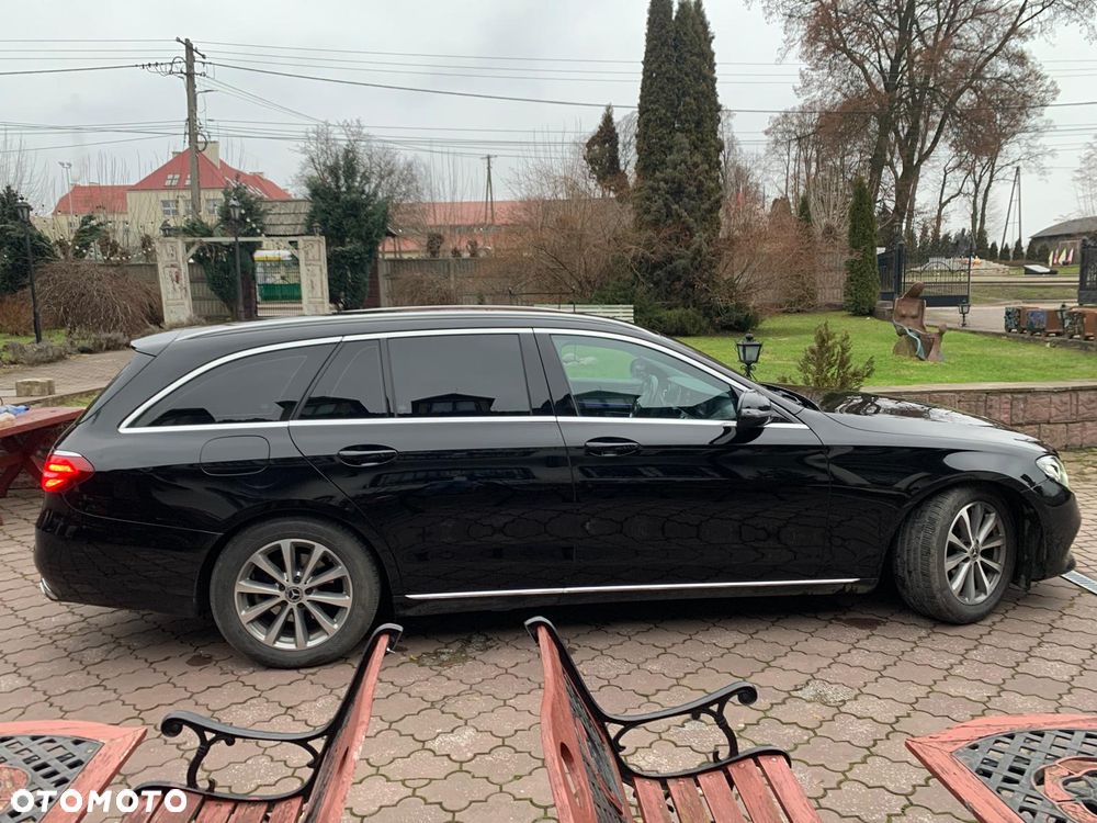 Mercedes-Benz Klasa E 200 d 9G-TRONIC - 21