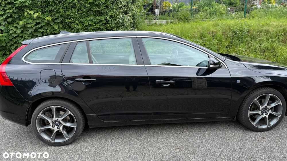Volvo V60 D4 Drive-E Ocean Race - 1