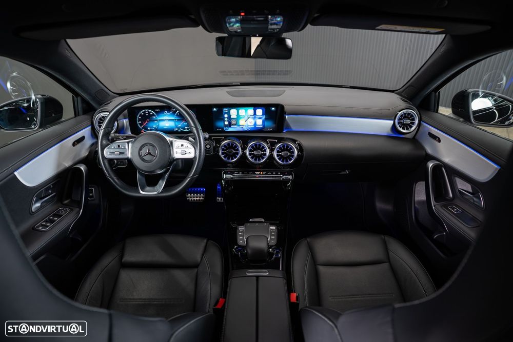 Mercedes-Benz A 250 e AMG Line - 13