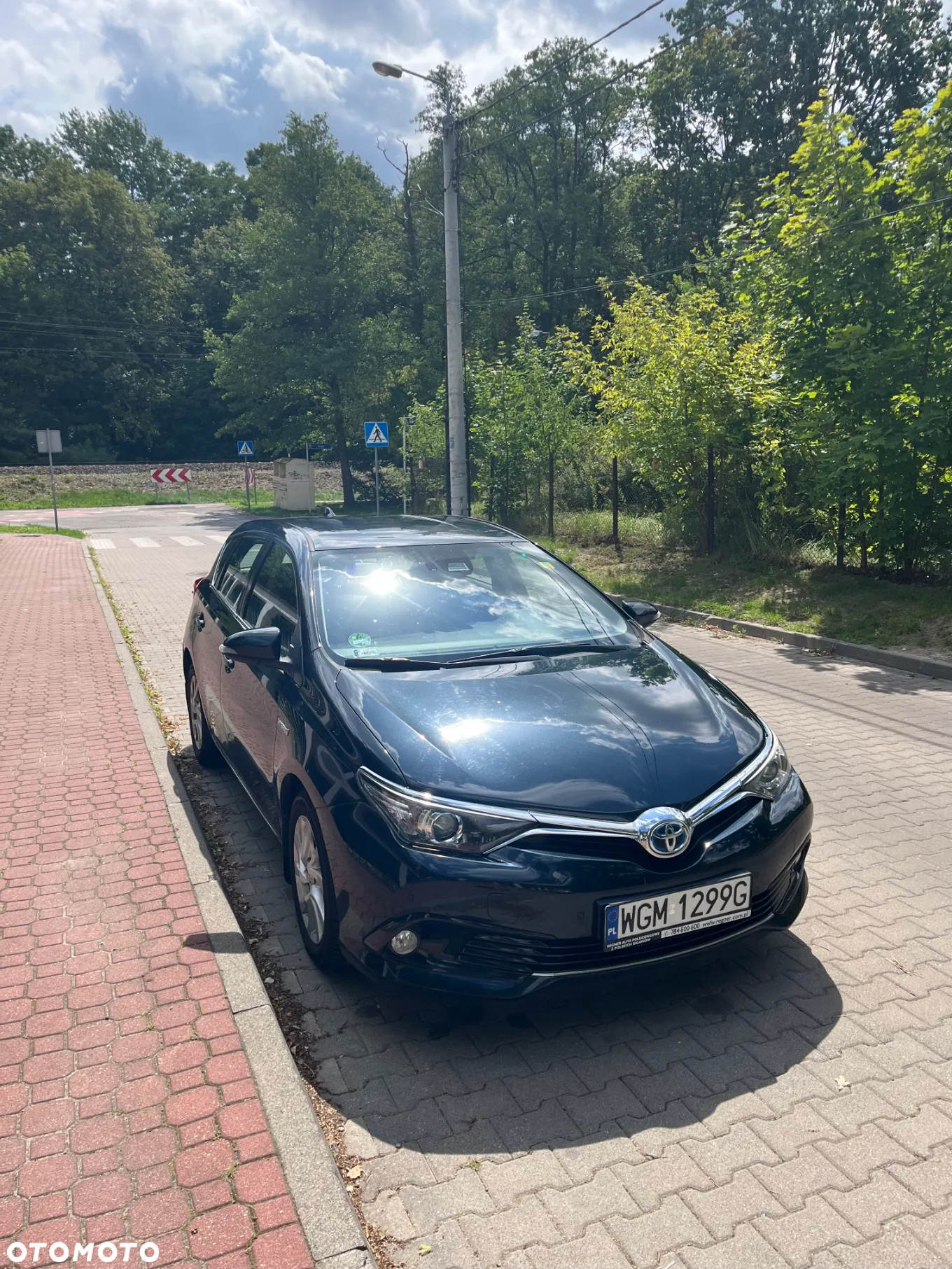 Toyota Auris Hybrid 135 Prestige - 10