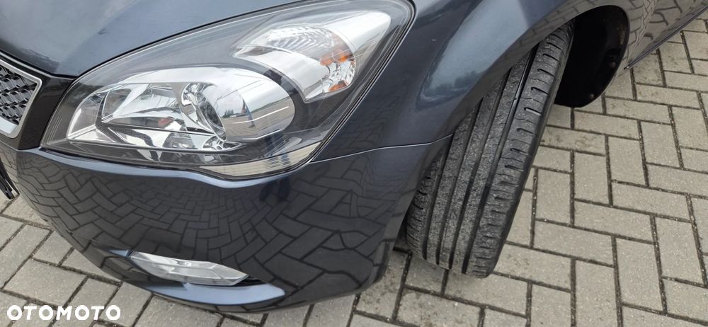 Kia Ceed 1.4 CVVT Dream-Team Edition - 23