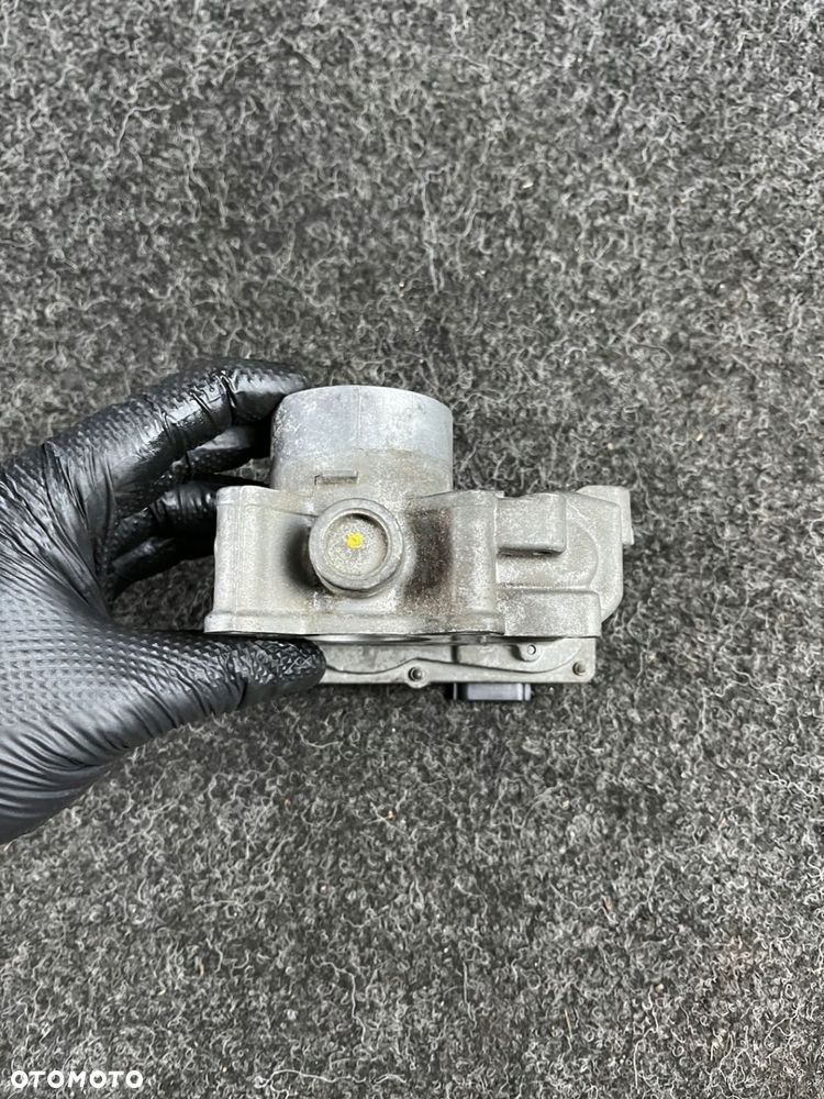 renault clio III 1.2 przepustnica 8200568712 - 6