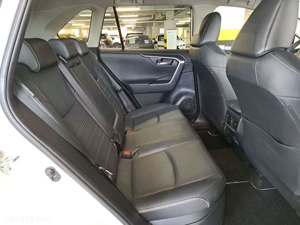 Toyota RAV4 - 15