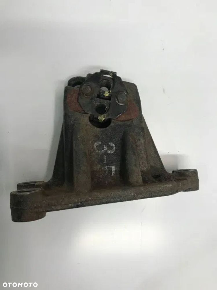 ŁAPA PODUSZKA SKRZYNI PODSTAWA KIA CEED II 1.4CRDI - 1