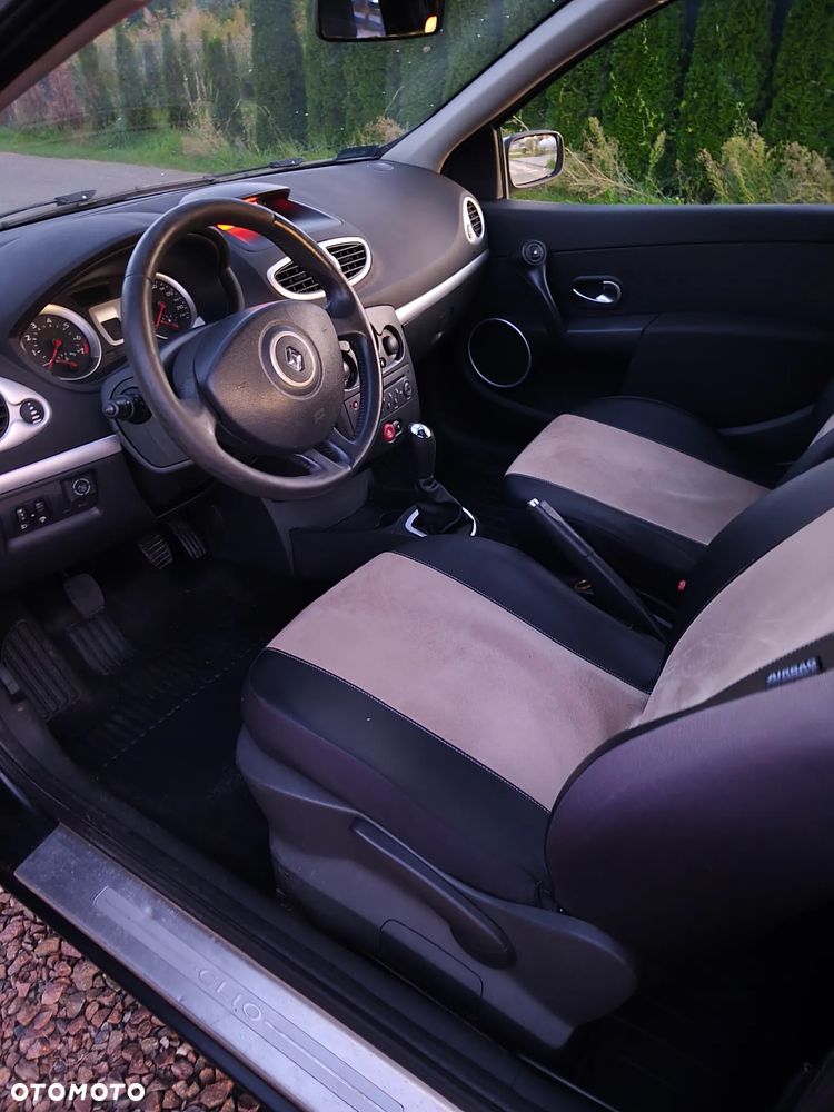 Renault Clio - 5