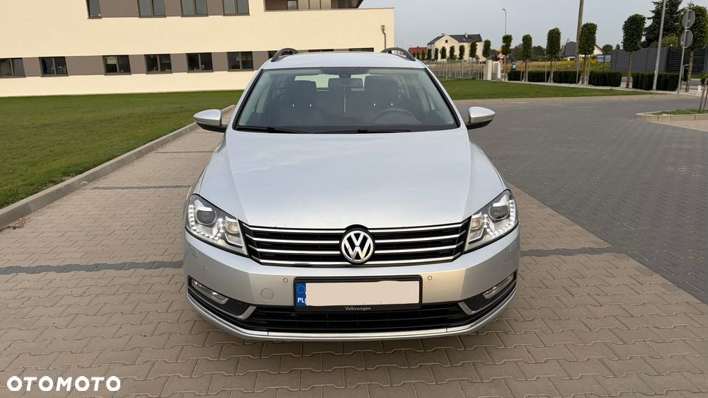 Volkswagen Passat 2.0 TDI BlueMotion Technology Comfortline - 2