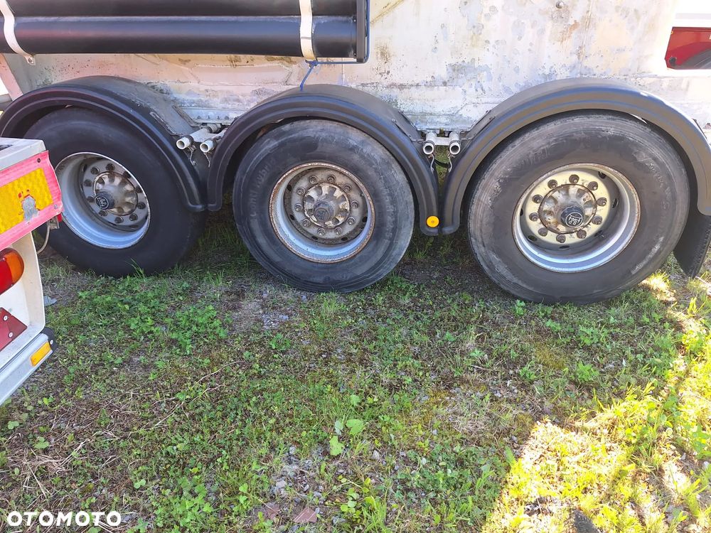 Spitzer cementonaczepa SPITZER 36m3 - 4