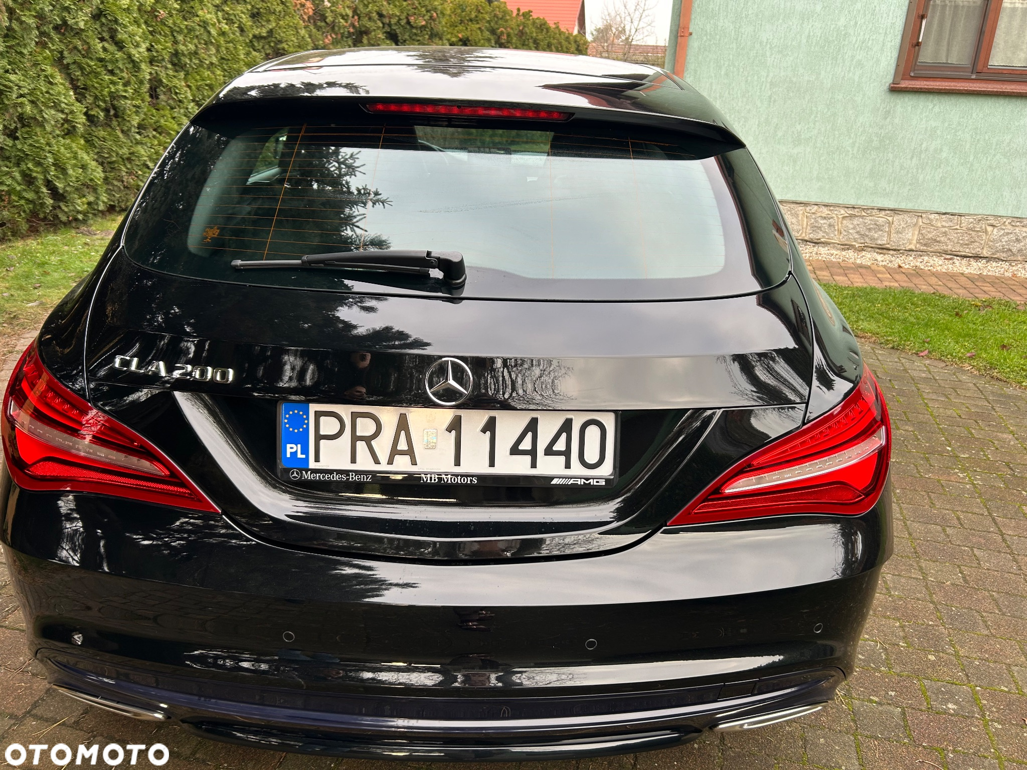 Mercedes-Benz CLA Shooting Brake 200 7G-DCT AMG Line - 10