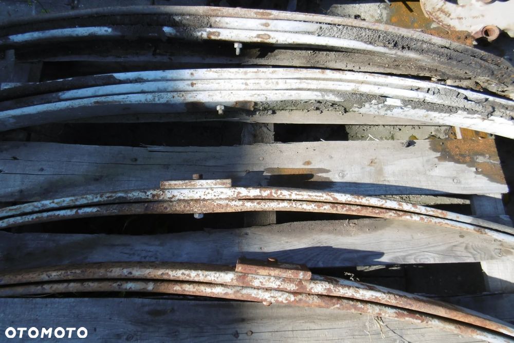 Resor Przód tył Man F90 - 4