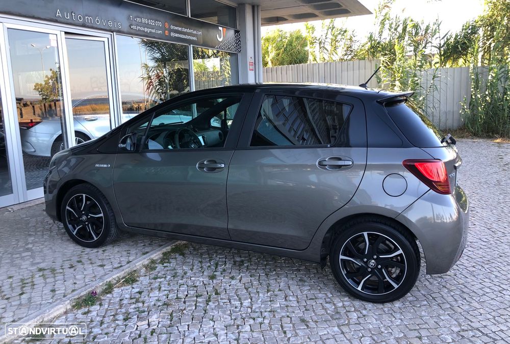 Toyota Yaris 1.5 HSD Comfort - 13
