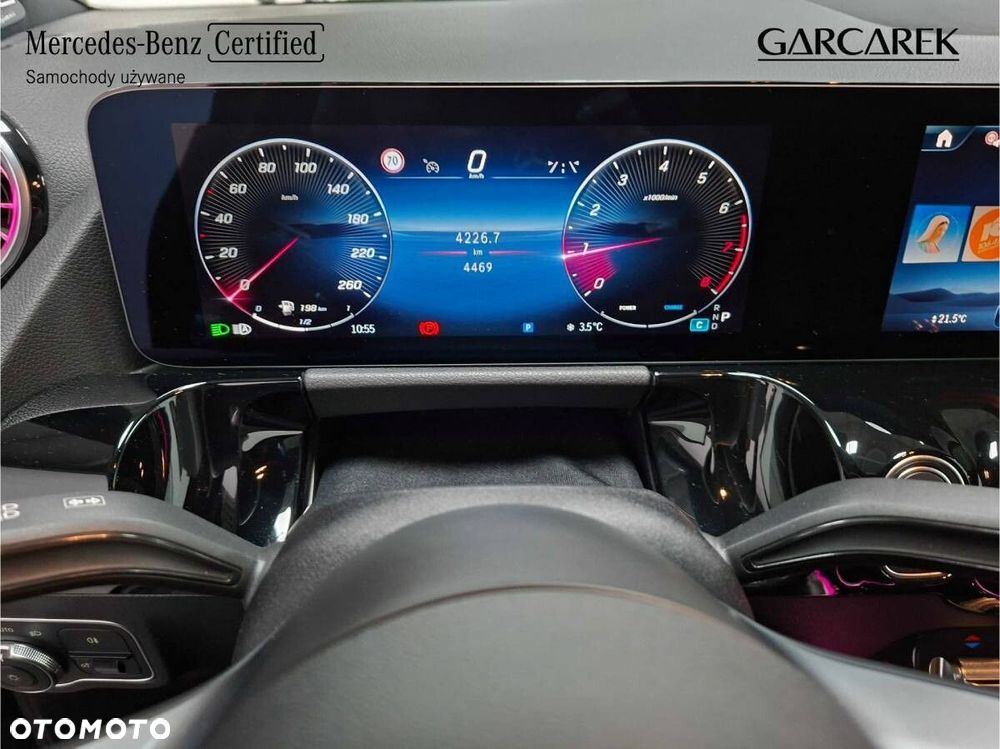 Mercedes-Benz GLA 200 AMG Line - 13