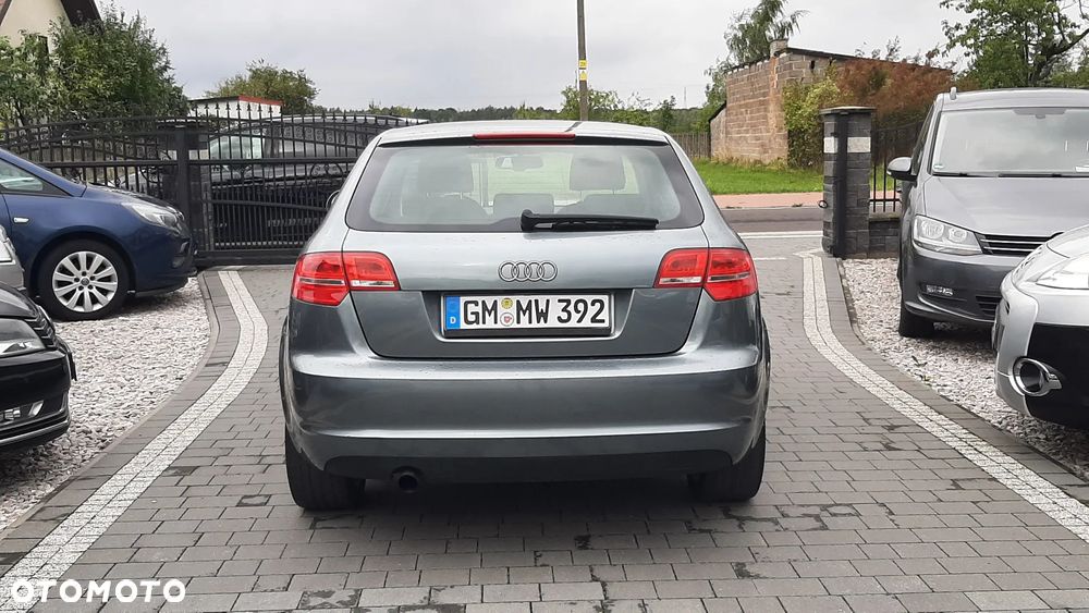 Audi A3 Sportback - 4