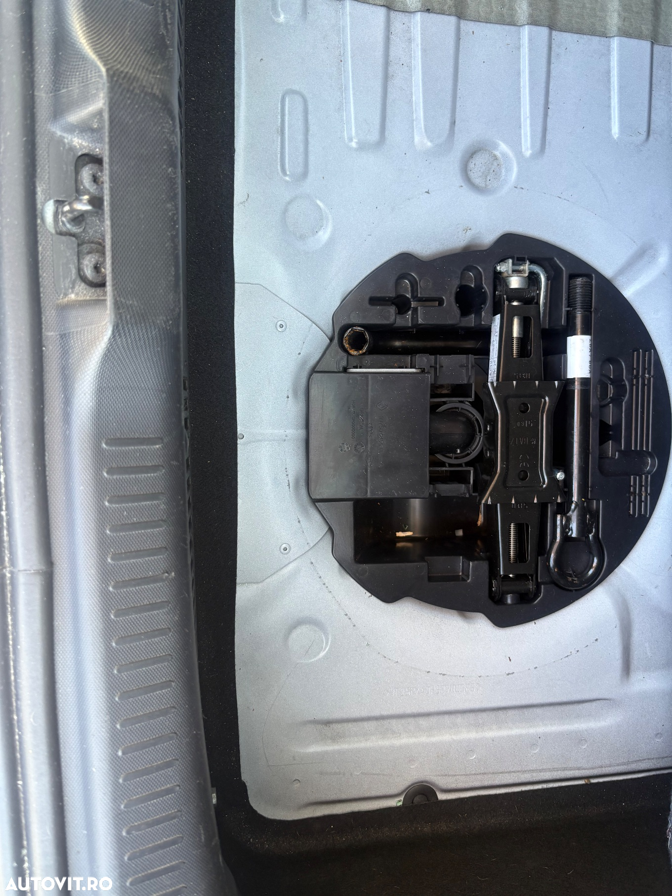 Renault Clio (Energy) TCe 90 Start & Stop INTENS - 20