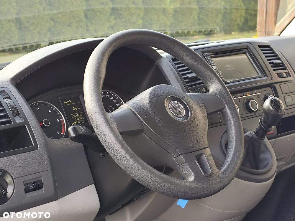 Volkswagen Transporter T5 - 10