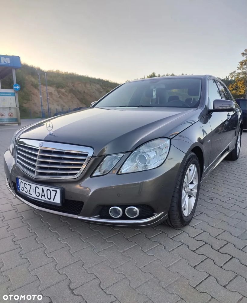 Mercedes-Benz Klasa E 250 CDI DPF BlueEFFICIENCY Automatik Elegance - 1